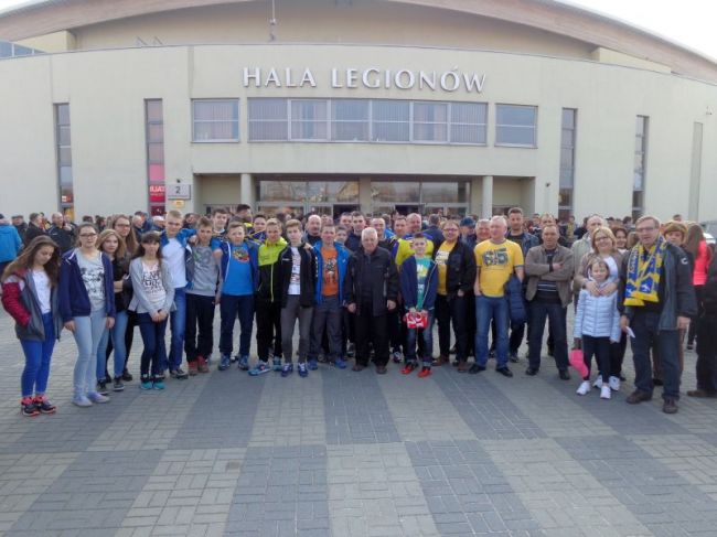 Uczniowie gimnazjum pojechali do Kielc na mecz Ligi Mistrzów